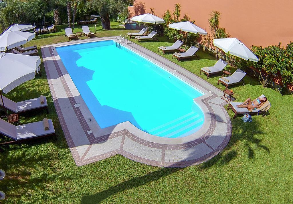 Aparthotel Ano Acharavi  Exterior photo